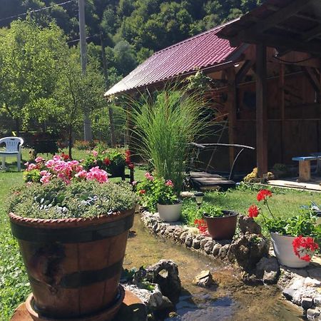 Domacinstvo Ubovic Sipovo Exterior foto