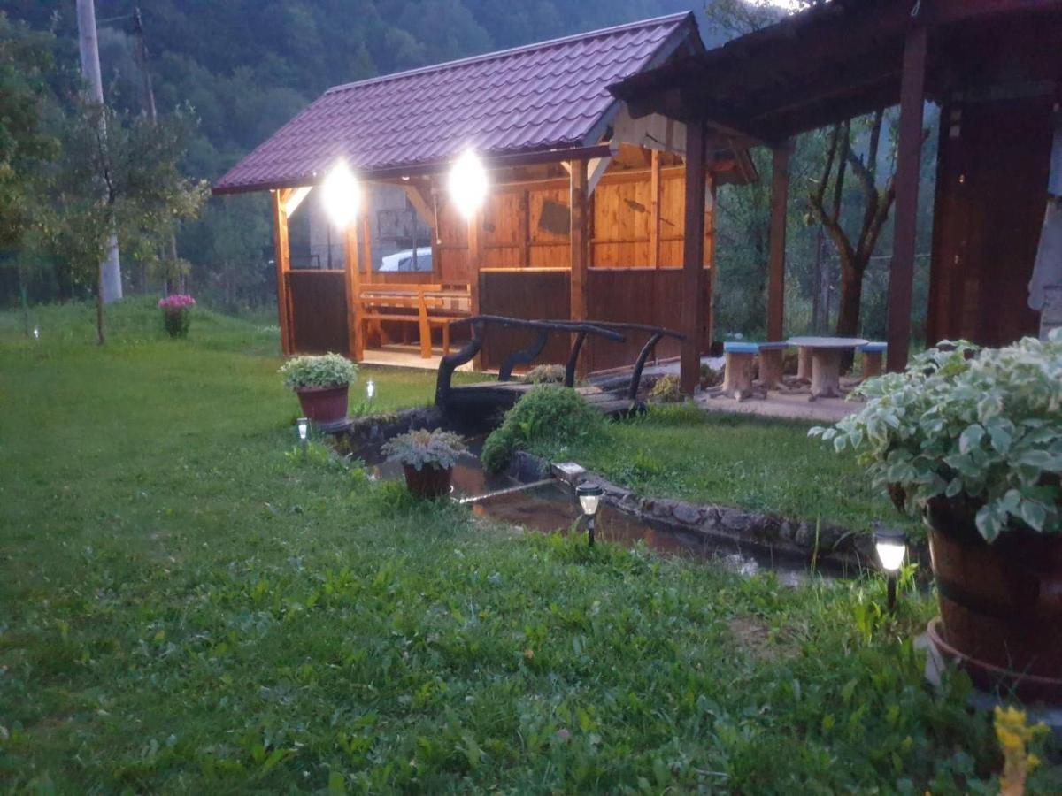 Domacinstvo Ubovic Sipovo Exterior foto